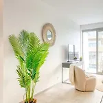 Apartment 4-person By With Parking Ostend