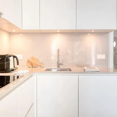 4-person By With Parking * Ostend