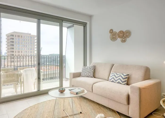 4-person By With Parking * Ostend